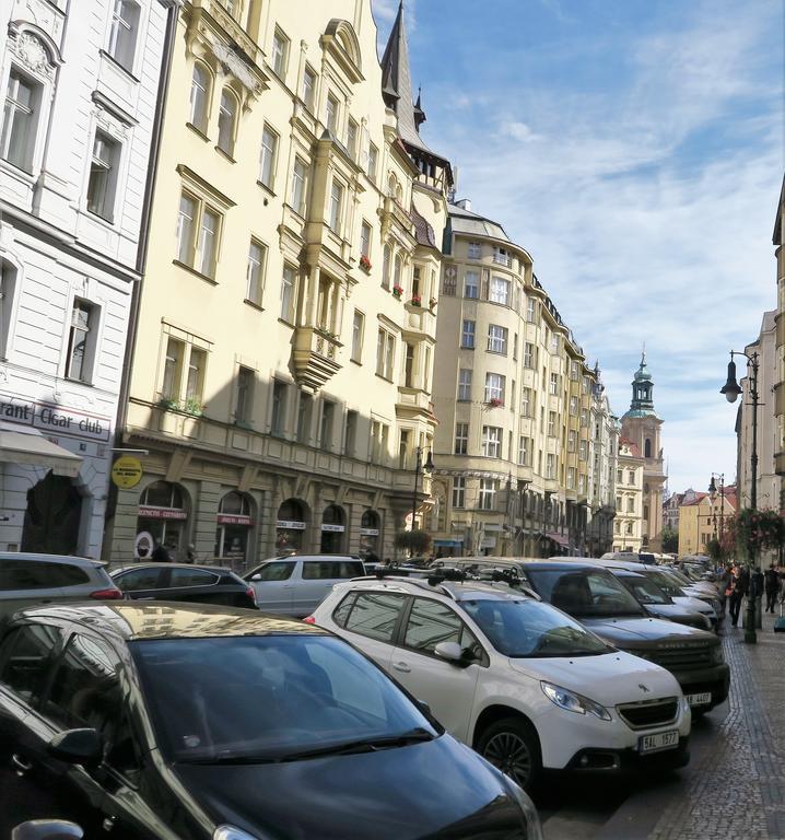 Old Town Square Superior Apartments - Valentin Praga Esterno foto