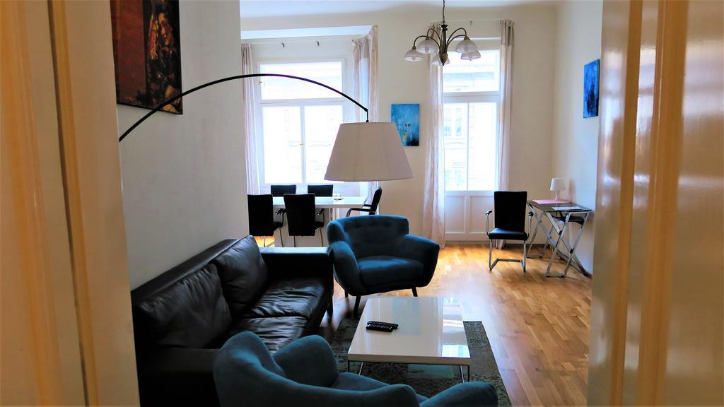 Old Town Square Superior Apartments - Valentin Praga Esterno foto