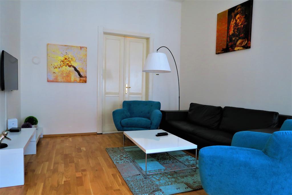 Old Town Square Superior Apartments - Valentin Praga Esterno foto